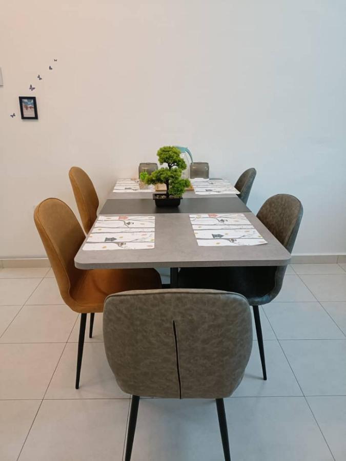 Home Feel-Hibiscus Suites Кампар Екстериор снимка